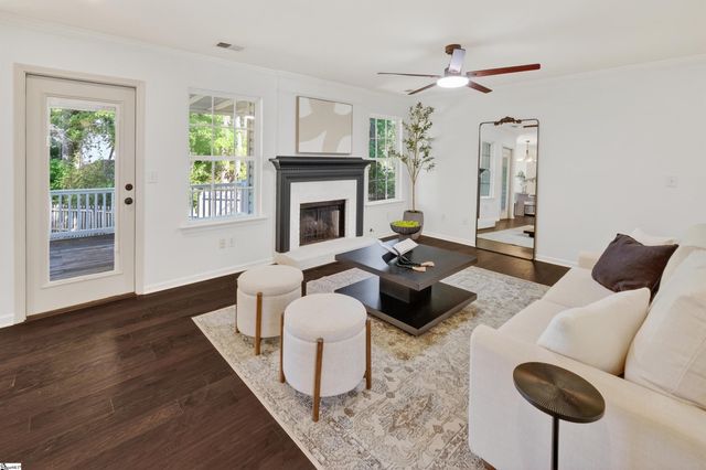 8 Stapleford Park Drive, Greenville, SC 29607