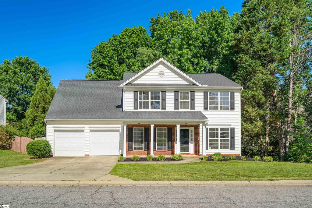 8 Stapleford Park Drive, Greenville, SC 29607