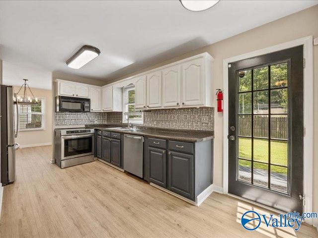 135 Suffolk Drive, Madison, AL 35757