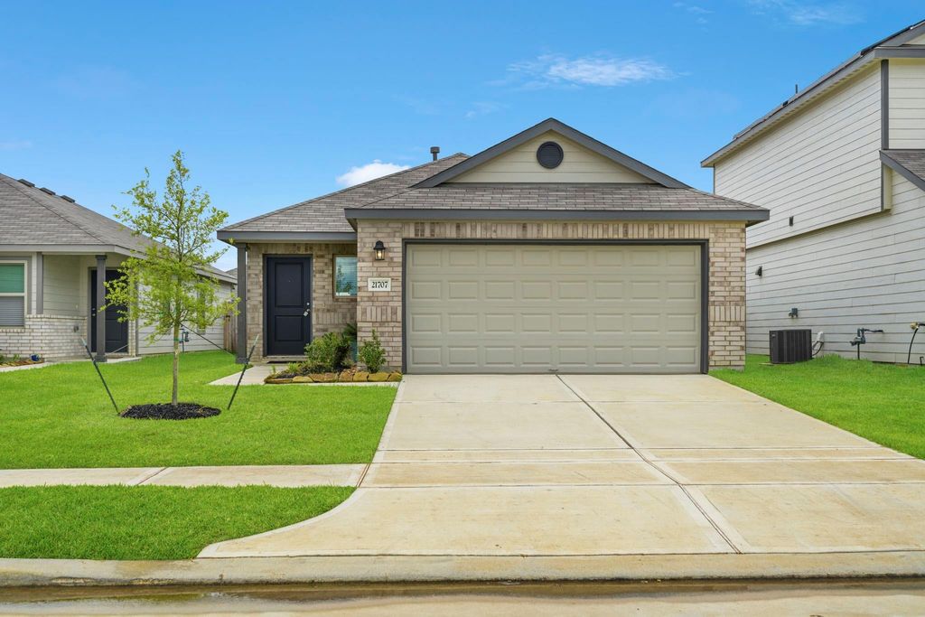21707 Cottonwood Meadows Trail, Waller, TX 77484
