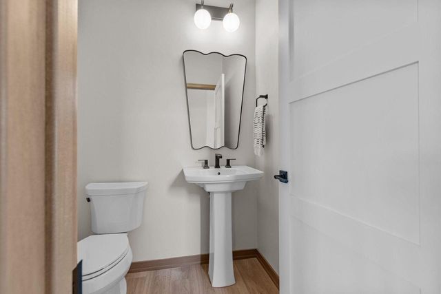 2514 BEASLE COURT, De Pere, WI 54115