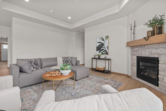 2514 BEASLE COURT, De Pere, WI 54115