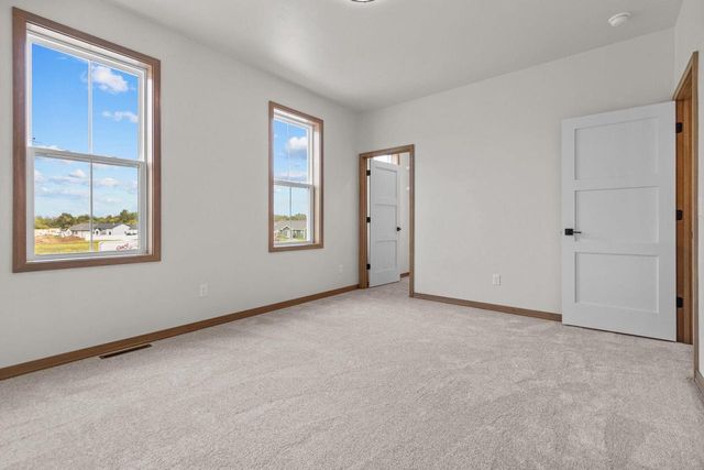 2514 BEASLE COURT, De Pere, WI 54115