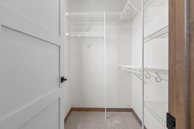 2514 BEASLE COURT, De Pere, WI 54115