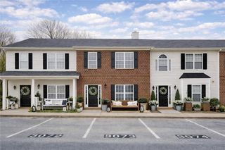 5072 Leeshire Trace, Tucker, GA 30084