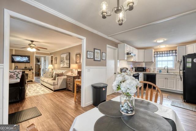 643 Number 20 Mine Road, Mccaysville, GA 30555