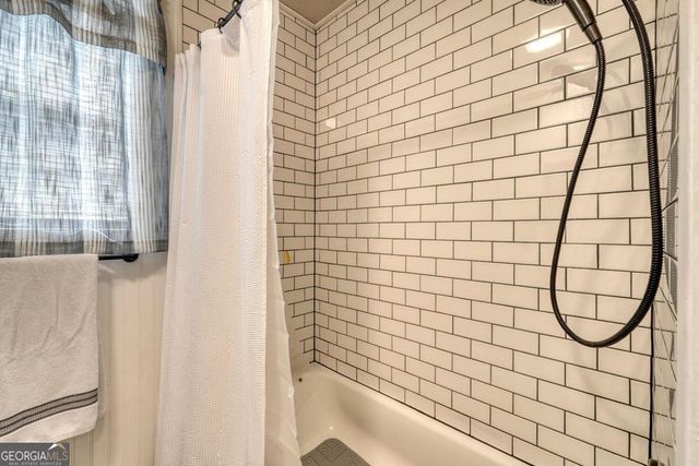 643 Number 20 Mine Road, Mccaysville, GA 30555