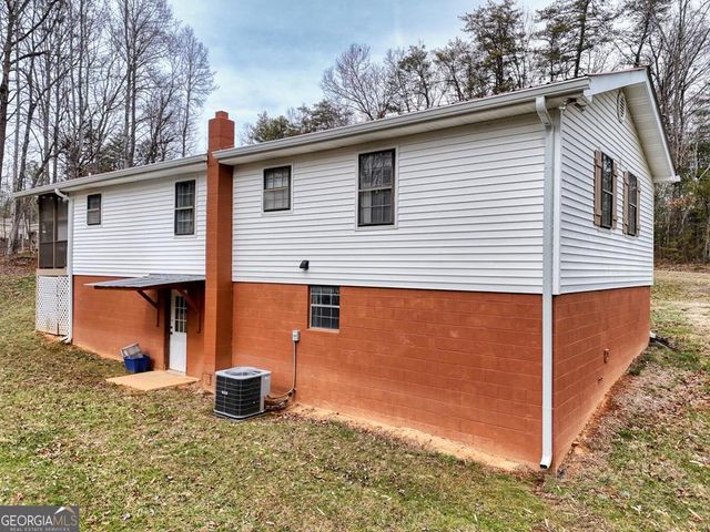 643 Number 20 Mine Road, Mccaysville, GA 30555