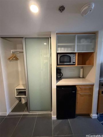 410 Atkinson Drive 1019, Honolulu, HI 96814