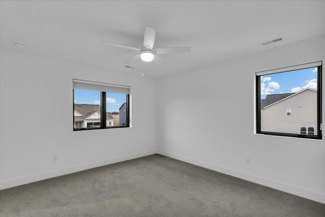 507 Harpers Ferry, Savoy, IL 61874