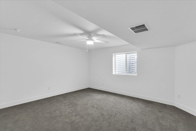 507 Harpers Ferry, Savoy, IL 61874