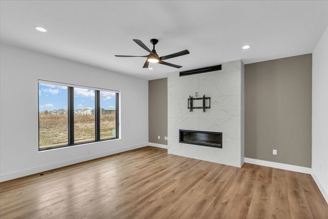 507 Harpers Ferry, Savoy, IL 61874