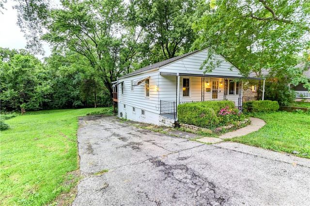 808 S Carlisle Avenue, Independence, MO 64054
