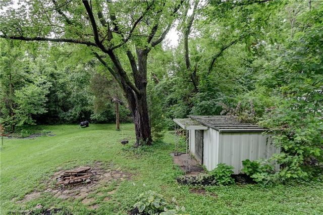 808 S Carlisle Avenue, Independence, MO 64054