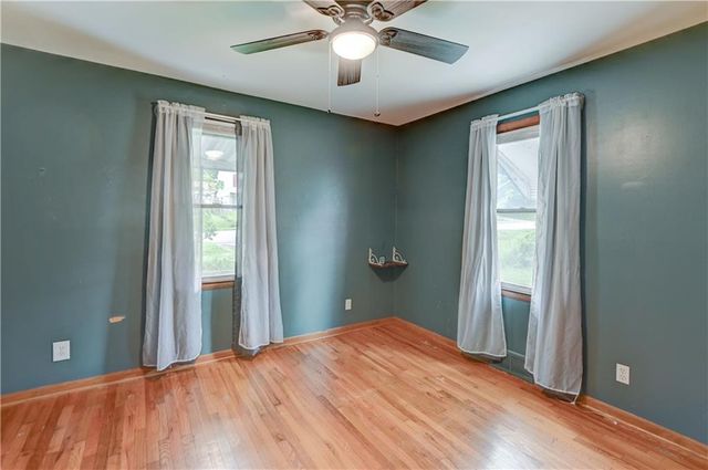 808 S Carlisle Avenue, Independence, MO 64054