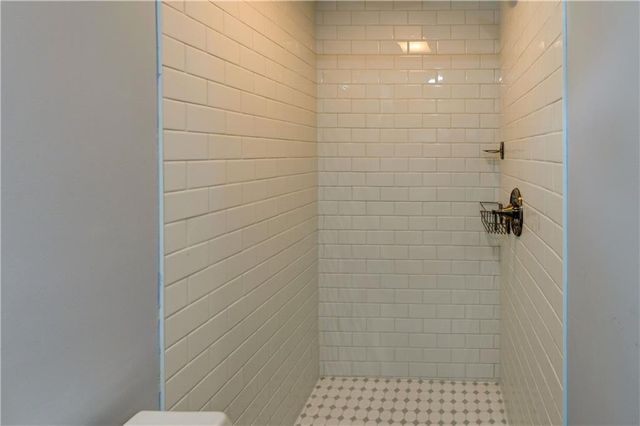 808 S Carlisle Avenue, Independence, MO 64054