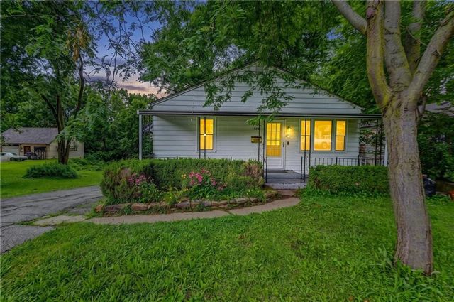 808 S Carlisle Avenue, Independence, MO 64054