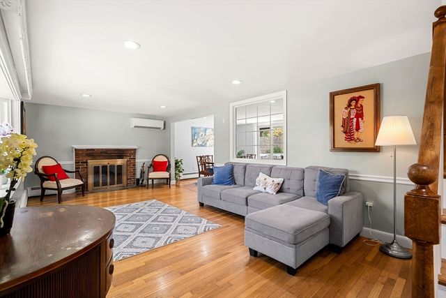 1061 Centre St, Boston, MA 02130