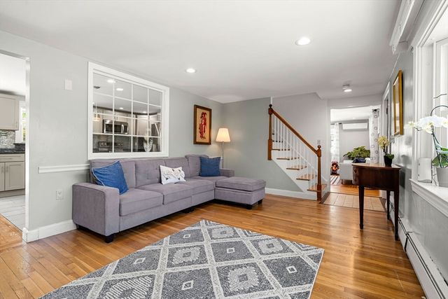 1061 Centre St, Boston, MA 02130