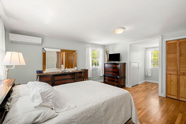 1061 Centre St, Boston, MA 02130