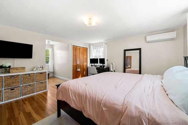 1061 Centre St, Boston, MA 02130