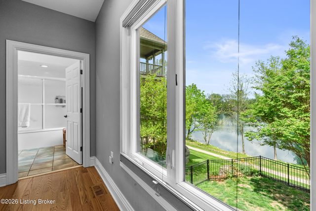 213 Buckland Trace, Louisville, KY 40245