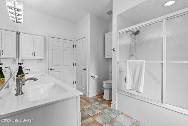 213 Buckland Trace, Louisville, KY 40245
