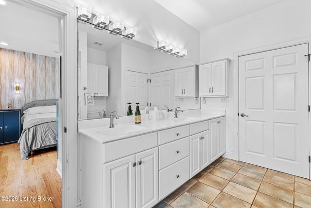 213 Buckland Trace, Louisville, KY 40245