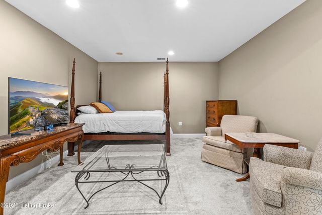 213 Buckland Trace, Louisville, KY 40245