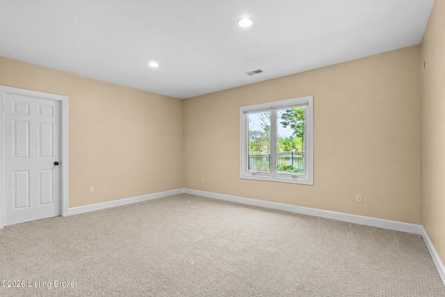 213 Buckland Trace, Louisville, KY 40245