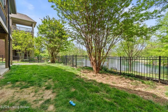 213 Buckland Trace, Louisville, KY 40245