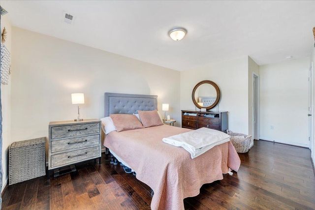424 Cambridge Court RD, Vinton, VA 24179