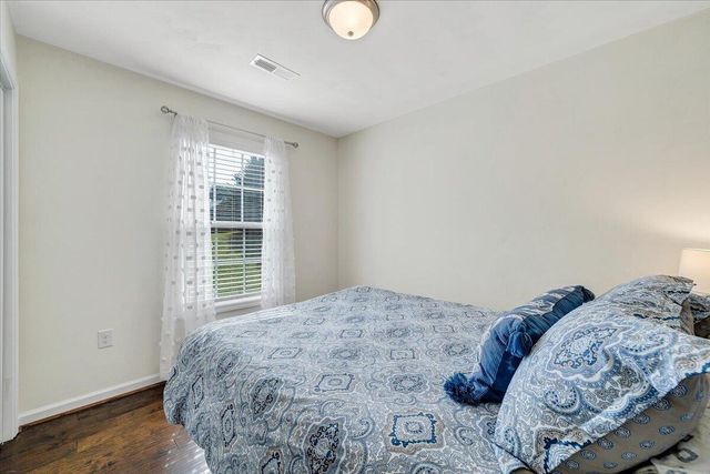 424 Cambridge Court RD, Vinton, VA 24179
