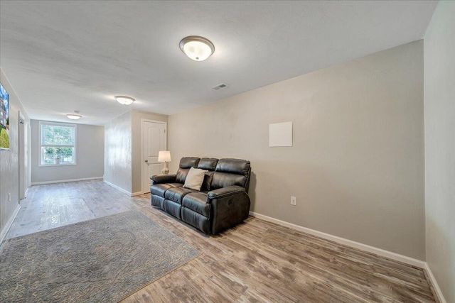 424 Cambridge Court RD, Vinton, VA 24179