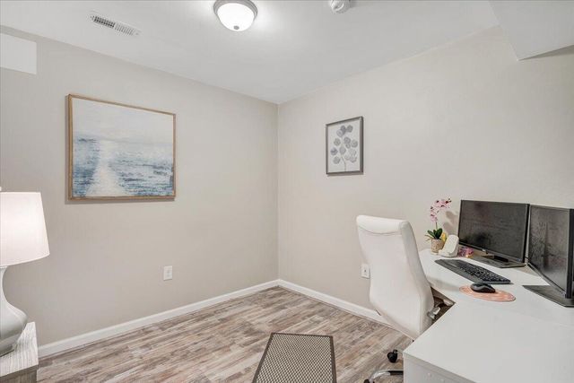 424 Cambridge Court RD, Vinton, VA 24179