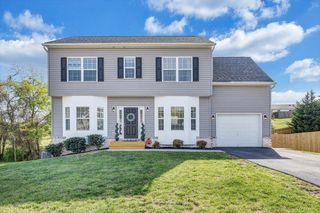 424 Cambridge Court RD, Vinton, VA 24179
