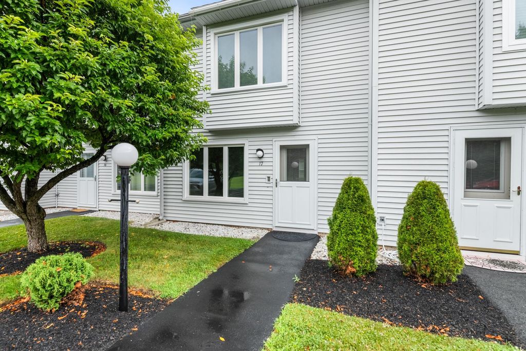 17 Kyle Drive # 17, Newport, NH 03773