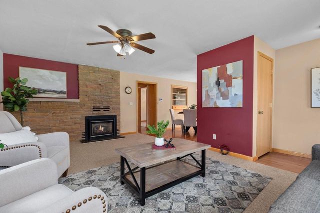 1611 N NICHOLAS STREET, Appleton, WI 54914