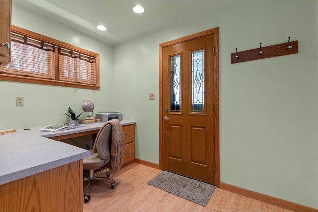 1611 N NICHOLAS STREET, Appleton, WI 54914