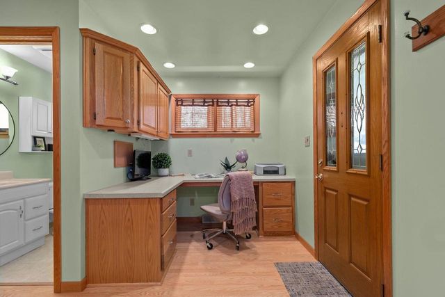 1611 N NICHOLAS STREET, Appleton, WI 54914