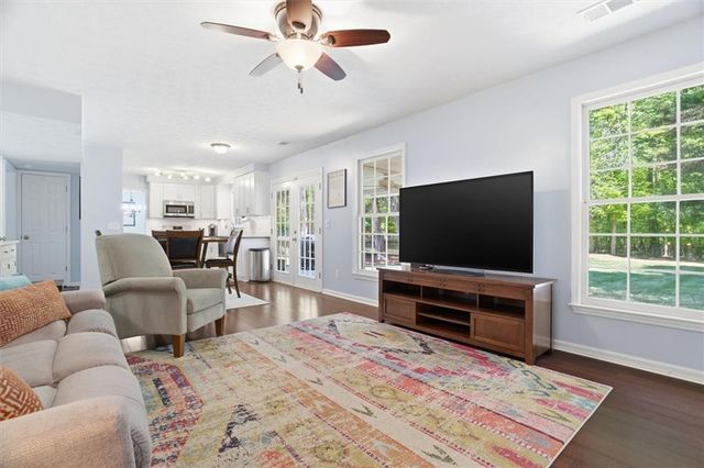 3085 Abbotts Pointe Drive, Duluth, GA 30097