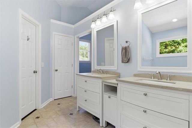 3085 Abbotts Pointe Drive, Duluth, GA 30097