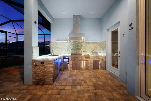 3721 Sapphire Cove CIR, Naples, FL 34114