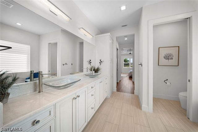 3721 Sapphire Cove CIR, Naples, FL 34114