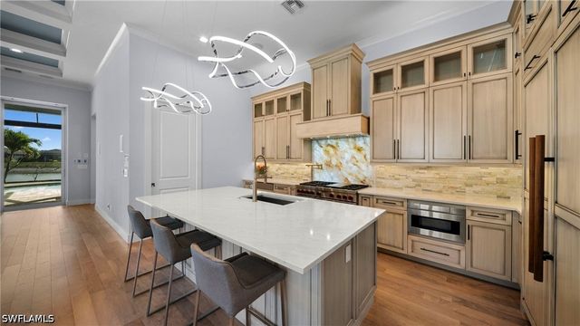 3721 Sapphire Cove CIR, Naples, FL 34114