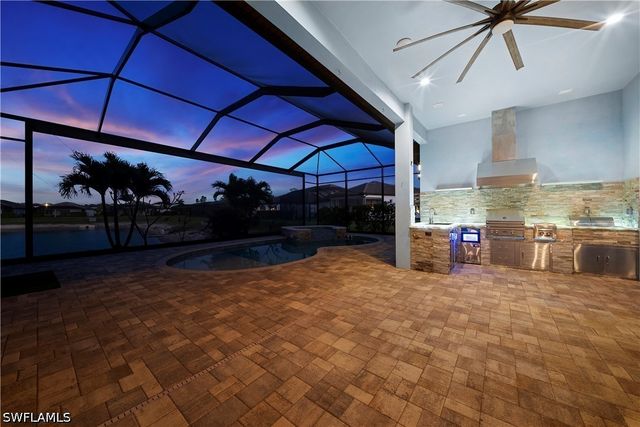 3721 Sapphire Cove CIR, Naples, FL 34114