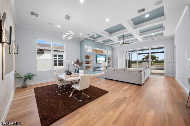 3721 Sapphire Cove CIR, Naples, FL 34114