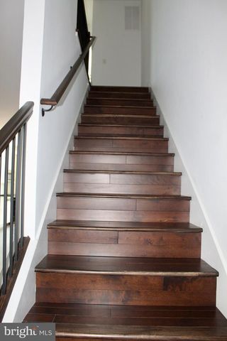 5105 E SE, Washington, DC 20019