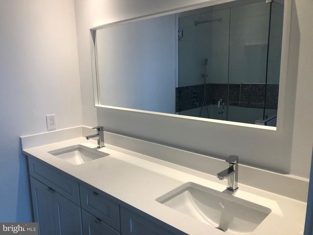 5105 E SE, Washington, DC 20019