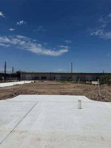 5736 Stuebner Airline Road, Houston, TX 77091